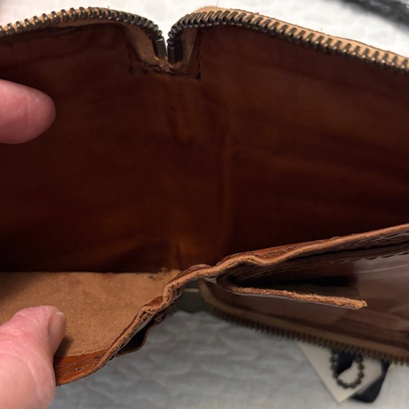 Campomaggi Tan Leather Men's Wallet - Picture 5 of 7